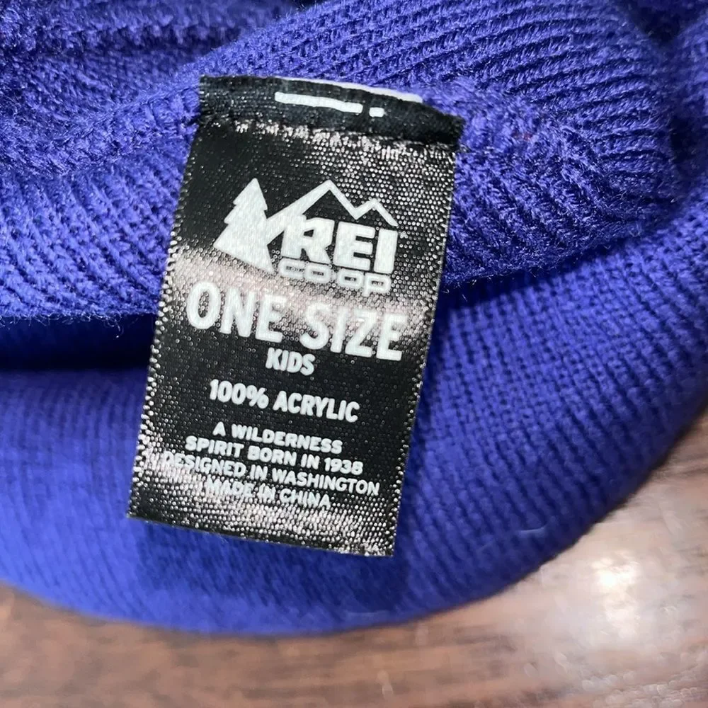 REI CO-OP Marshmallow Roasting Fire SnapBack Knit Beanie Cap Hat Kids OSFA rare